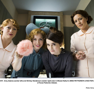 Miss Pettigrew Lives For A Day Picture 19