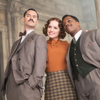 Tom Bateman, Daisy Ridley and Leslie Odom Jr. in 20th Century Fox's Murder on the Orient Express (2017)