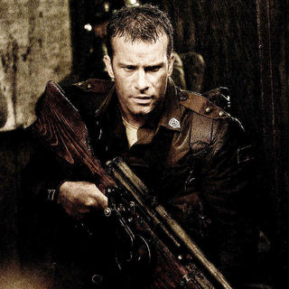 Thomas Jane as Major Mitch Hunter in Paradox Entertainment's Mutant Chronicles (2009)