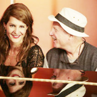 Nia Vardalos stars as Georgia and Richard Dreyfuss stars as Irv in Fox Searchlight Pictures' My Life in Ruins (2009)