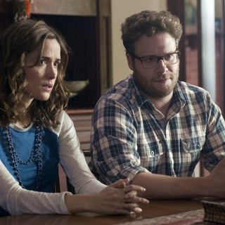 Rose Byrne stars as Kelly Radner and Seth Rogen stars as Mac Radner in Universal Pictures' Neighbors (2014)