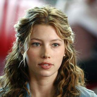 Jessica Biel as Liz in Paramount Pictures' Next (2007)