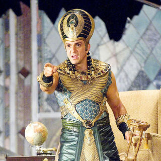 Hank Azaria stars as Kah Mun Rah in 20th Century Fox's Night at the Museum 2: Battle of the Smithsonian (2009). Photo credit by Doane Gregory.