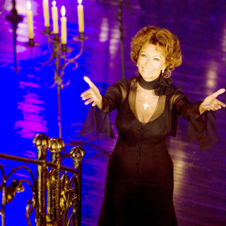 Sophia Loren stars as Mamma in The Weinstein Company's Nine (2009)