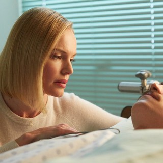 Kate Bosworth stars as Eva Piper and Hayden Christensen stars as Don Piper in Samuel Goldwyn Films' 90 Minutes in Heaven (2015)