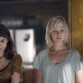 No One Lives Picture 20