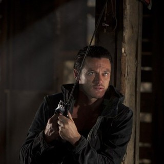 No One Lives Picture 36