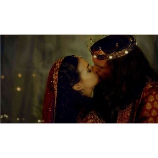 One Night With The King Picture 5
