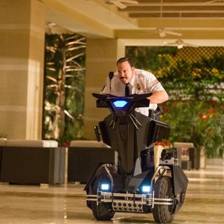Paul Blart: Mall Cop 2 Picture 2