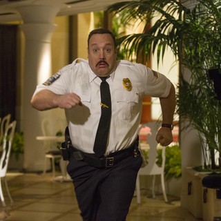 Kevin James stars as Paul Blart in Columbia Pictures' Paul Blart: Mall Cop 2 (2015)