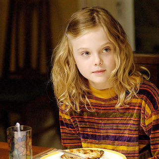Phoebe In Wonderland Picture 15
