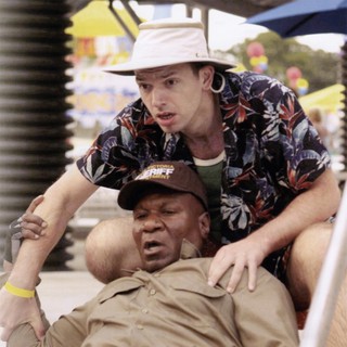 Piranha 3DD Picture 2