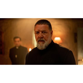 Pope's Exorcist, The Picture 4