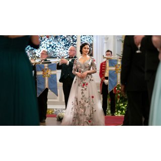 Princess Switch: Switched Again, The Picture 4