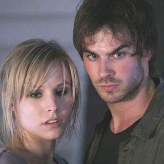 Kristen Bell as Mattie Webber and Ian Somerhalder as Dexter McCarthy in Dimension Films' Pulse (2006)