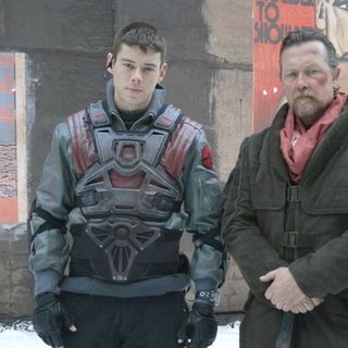 Brian J. Smith stars as Jake and Robert Patrick stars as Alec in Syfy's Red Faction: Origins (2011)