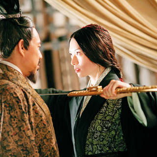 Zhang Fengyi stars as Cao Cao and Lin Chiling stars as Xiao Qiao in Magnolia Pictures' Red Cliff (2009)