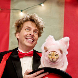 Jack McBrayer stars as Chuck in Warner Bros. Pictures' Cats & Dogs: The Revenge of Kitty Galore (2010)