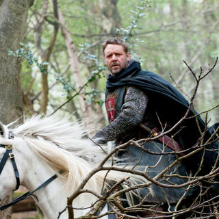 Russell Crowe stars as Robin Hood in Universal Pictures' Robin Hood (2010)