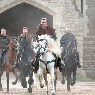 Kevin Durand, Scott Grimes, Russell Crowe and Alan Doyle in Universal Pictures' Robin Hood (2010)