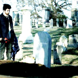 Rosencrantz & Guildenstern Are Undead Picture 2