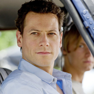 Ioan Gruffudd stars as Carl Hurley in Universal Pictures' Sanctum (2011)
