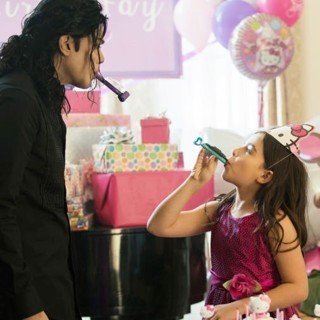 Michael Jackson: Searching For Neverland Picture 10