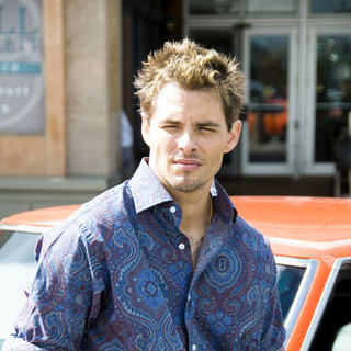 Sex drive: Theoretical conceptualization and meta-analytic review of gender differences