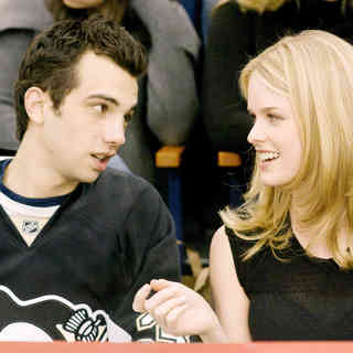 She's Out Of My League Picture 3