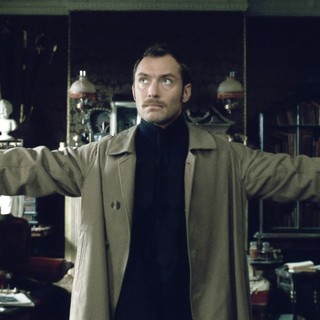 Jude Law stars as Dr. John Watson in Warner Bros. Pictures' Sherlock Holmes: A Game of Shadows (2011)