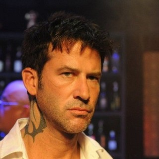 6 Bullets Picture 7