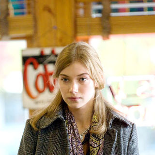 Imogen Poots stars as Allyson Langer in Anchor Bay Films' Solitary Man (2010). Photo credit by Phil Caruso.