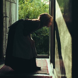 Sound Of Falling Picture 5