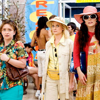 Rachel Dratch, Amy Poehler and Parker Posey in Warner Bros. Pictures' Spring Breakdown (2009)