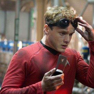 Star Trek Into Darkness Picture 24