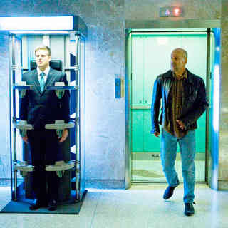 Surrogates Picture 5