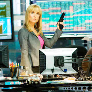 Surrogates Picture 7