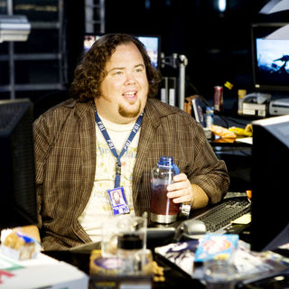 Surrogates Picture 13