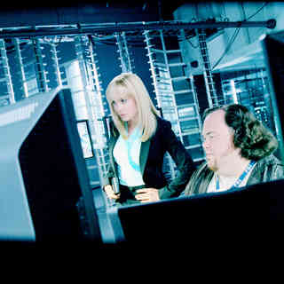 Surrogates Picture 24