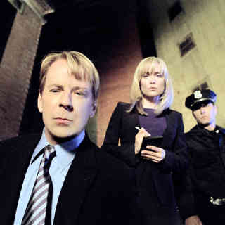 Surrogates Picture 25