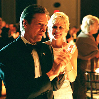 Chris Cooper as Jimmy Pope in 