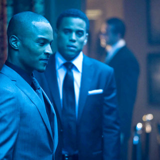 T.I. stars as Ghost and Michael Ealy stars as Jake Attica in Screen Gems' Takers (2010)