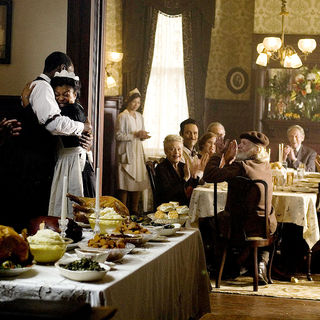 Mahershalalhashbaz Ali stars as Tizzy and   	Taraji P. Henson stars as Queenie in Paramount Pictures' The Curious Case of Benjamin Button (2008)