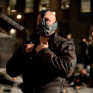 Dark Knight Rises, The Picture 75