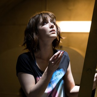 Mary Elizabeth Winstead stars as Michelle in Paramount Pictures' 10 Cloverfield Lane (2016)