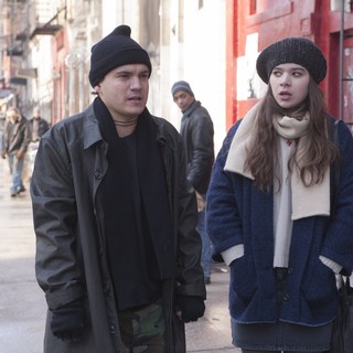 Emile Hirsch stars as Johnny and Hailee Steinfeld stars as Eliza in Screen Media Films' Ten Thousand Saints (2015)