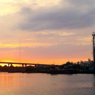Bay, The Picture 1