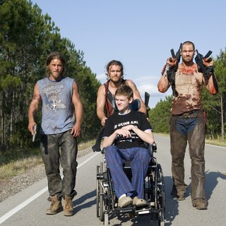Baytown Outlaws, The Picture 14
