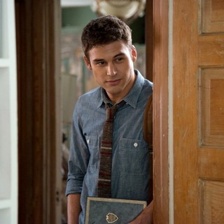 Boy Next Door, The Picture 3