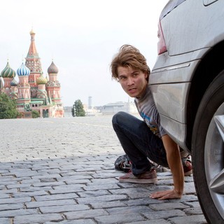 Emile Hirsch in Summit Entertainment's The Darkest Hour (2011)